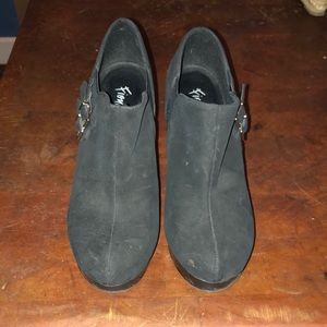 Bootie heels size 6 black Swede